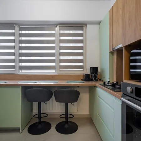 217 * Βουκουρέστι